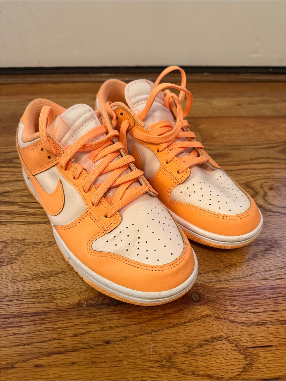 Nike women’s 10 /mens 8.5 Low-Top Sneakers in Orange (peach) Cream